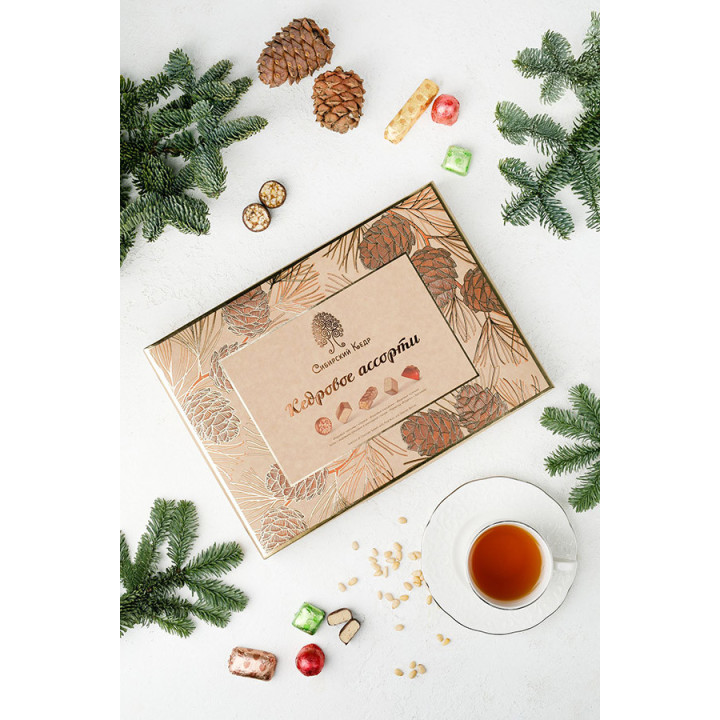 Assorted cedar nuts / 200 g